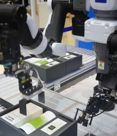 robots operating automatically through AI