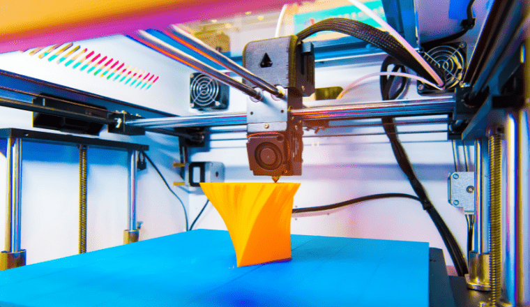 image of a three-dimensional object (3d object) being printed on a 3d printer